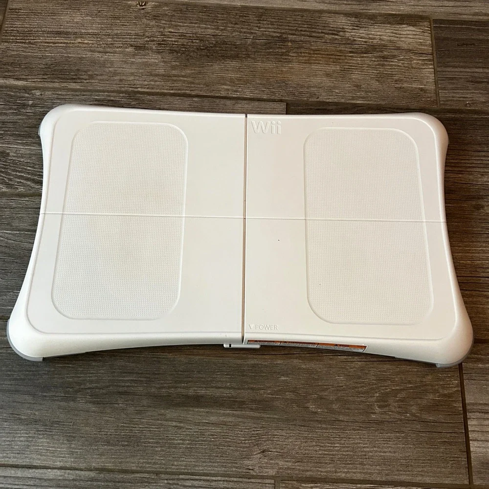 Nintendo Wii Fit Balance Board White Wireless Controller RVL-021 OEM‎ Accessory